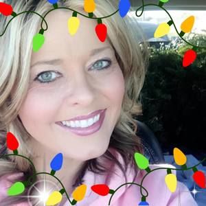 Meet your Posher, Marci